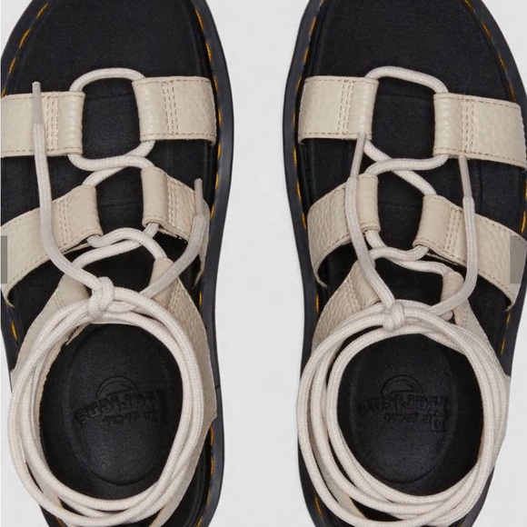 NWOT Dr Martens 'NARTILLA' AirWair Leather Strappy Sandals Black White Women’s - Picture 2 of 13